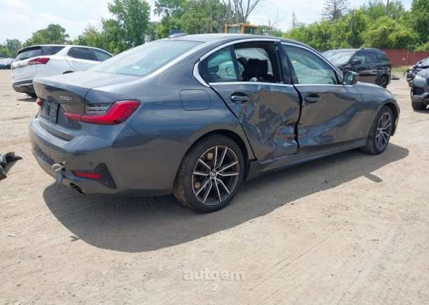 BMW 330