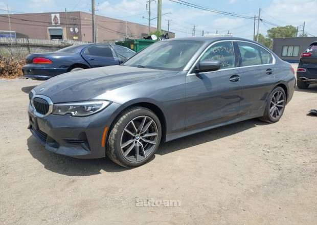 BMW 330