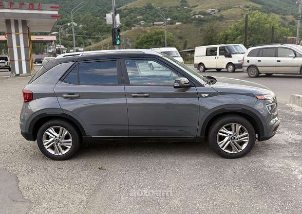 Hyundai Venue 2020 — լուսանկար 3