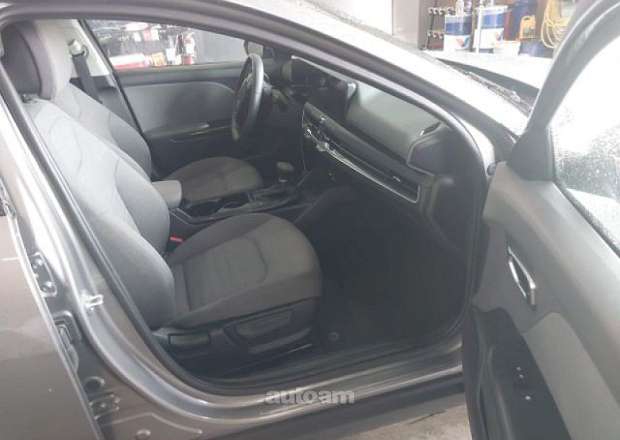 Kia K4
