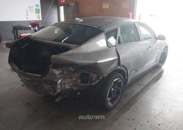Kia K4