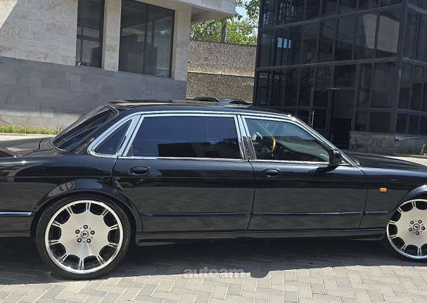 Jaguar XJ8 1998 — լուսանկար 4