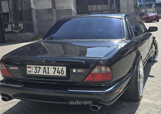 Jaguar XJ8 1998 — լուսանկար 5