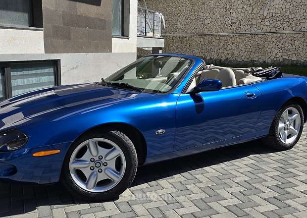 Jaguar XK8 1996 — լուսանկար 1