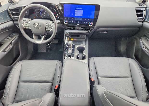 Lexus NX 300h