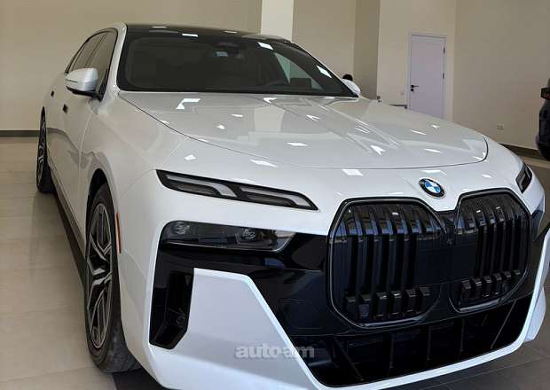 BMW i7 2024 — լուսանկար 3