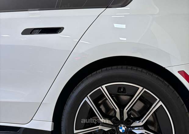 BMW i7 2024 — լուսանկար 5