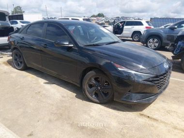 Hyundai Elantra  2023 