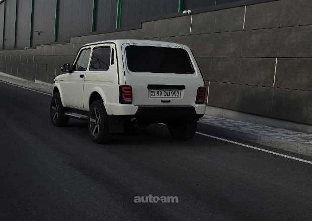 VAZ (Lada) 2121 NIVA (4x4) 2012 — լուսանկար 1