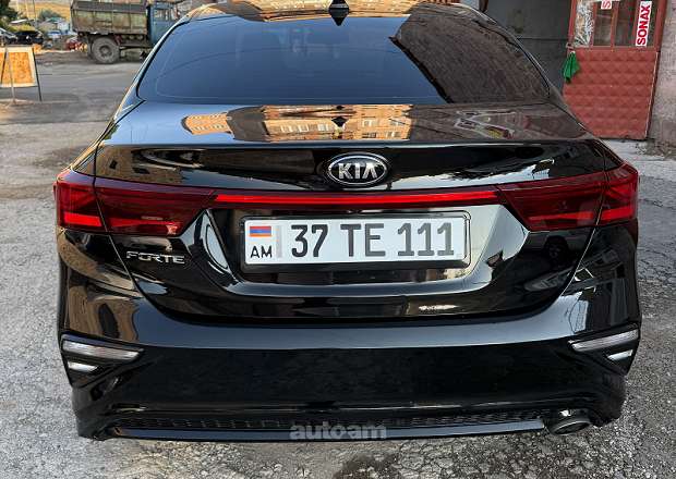 Kia Forte 2020 — լուսանկար 2