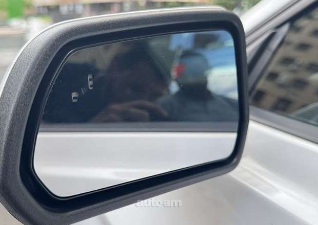 Ford Mustang 2021 — photo 7