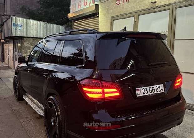 Mercedes-Benz GLS 450
