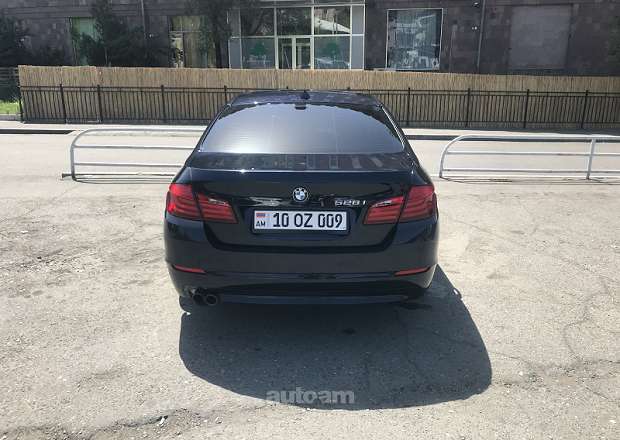 BMW 528 2012 — լուսանկար 5