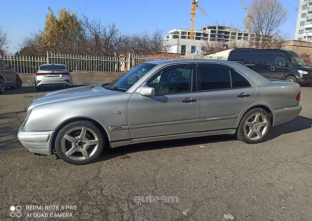 Mercedes-Benz E 230 1995 — լուսանկար 2
