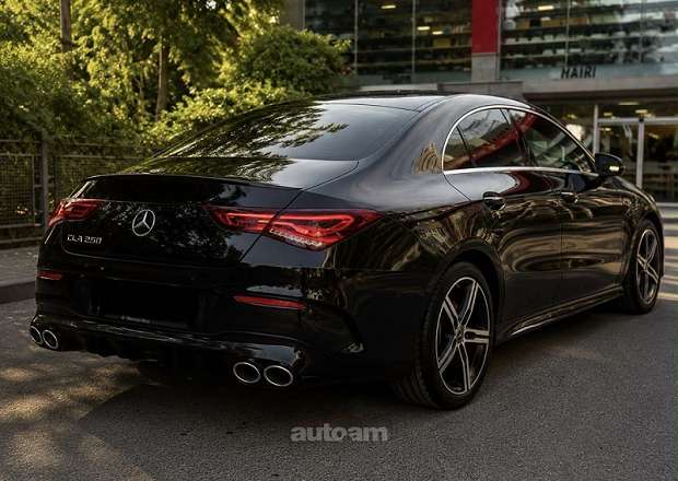 Mercedes-Benz CLA 250