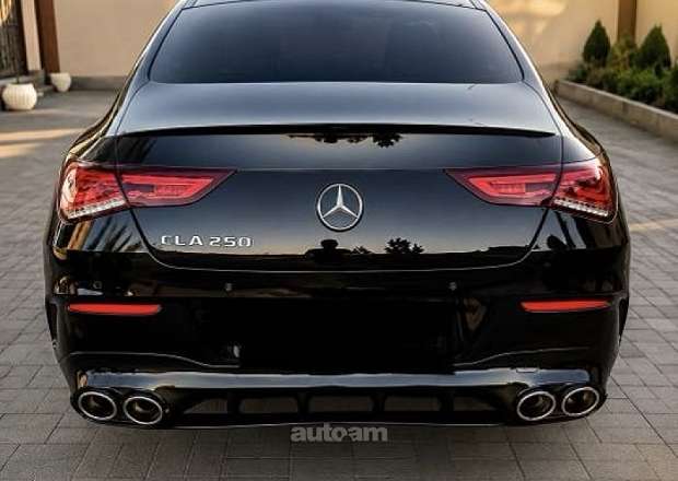 Mercedes-Benz CLA 250