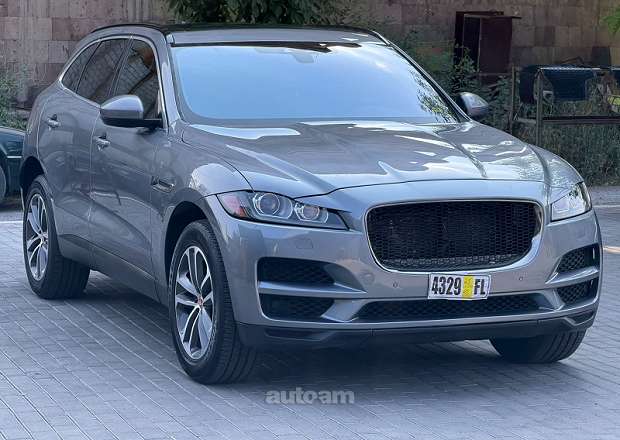 Jaguar F-Pace