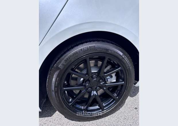 Tesla Model 3 2021 — լուսանկար 4