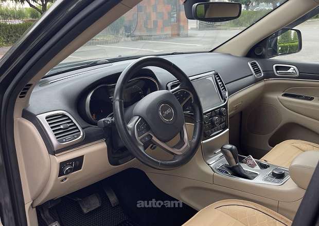 Hyundai Elantra 2023 — фото 11