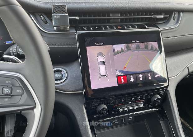 Jeep Grand Cherokee 2023 — photo 12