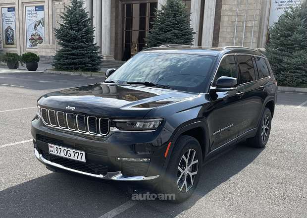 Jeep Grand Cherokee 2023 — photo 14