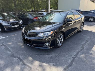 Toyota Camry  2012 