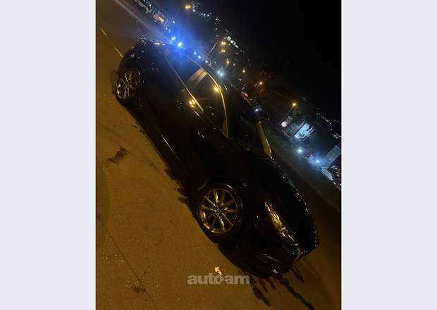Mazda 3 2018 — լուսանկար 3