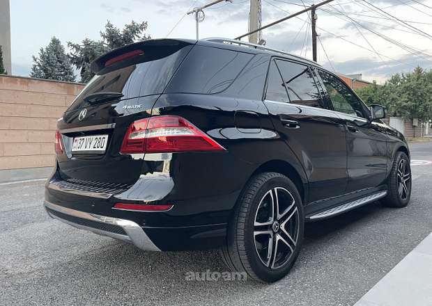 Mercedes-Benz ML 400 2015 — լուսանկար 6