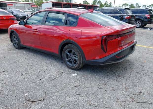 Kia K4