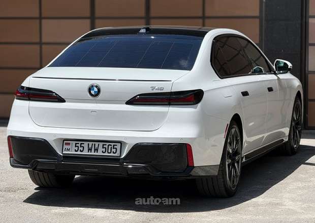 BMW 740 2023 — լուսանկար 8