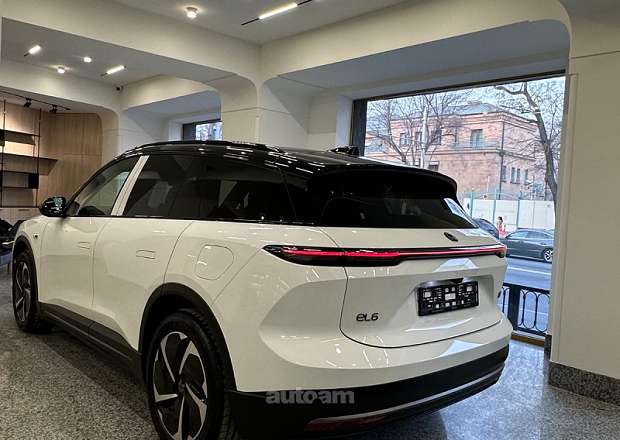 Nio EL6