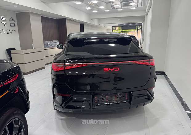 BYD SEA Lion 07