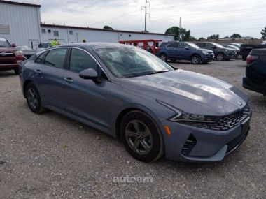 Kia K5  2021 