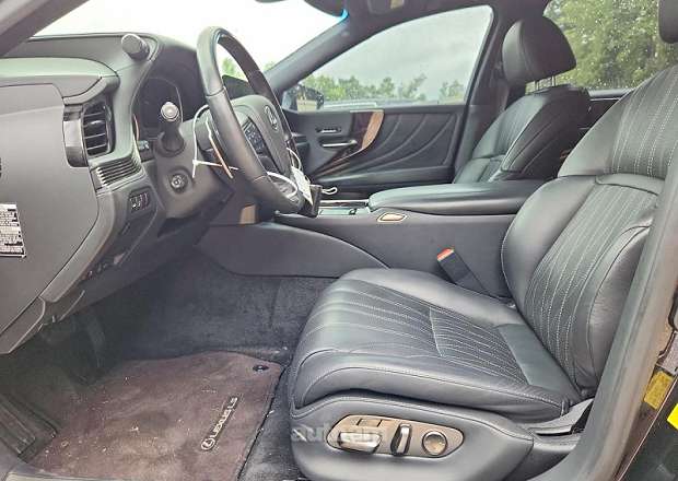 Lexus LS 500