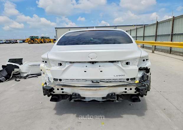 Lexus LS 500