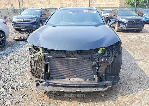 Lexus UX 200