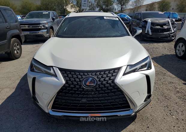 Lexus UX 200