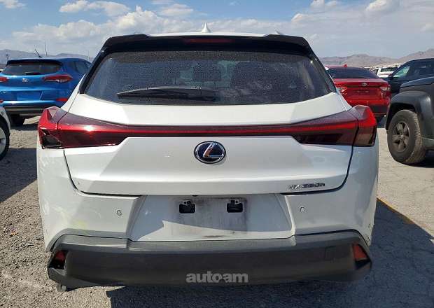 Lexus UX 200