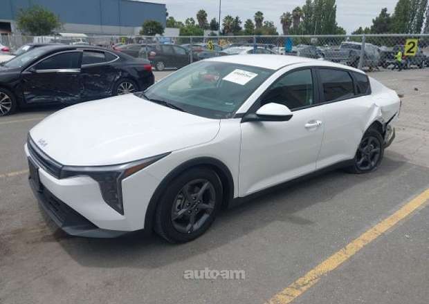 Kia K4