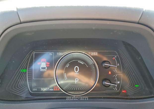 Lexus UX 200