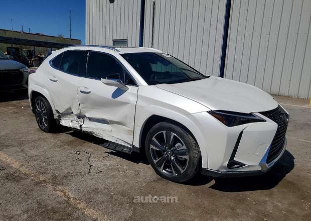 Lexus UX 200