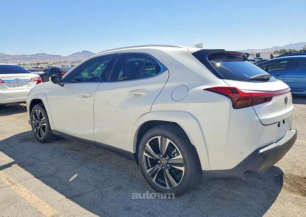 Lexus UX 200