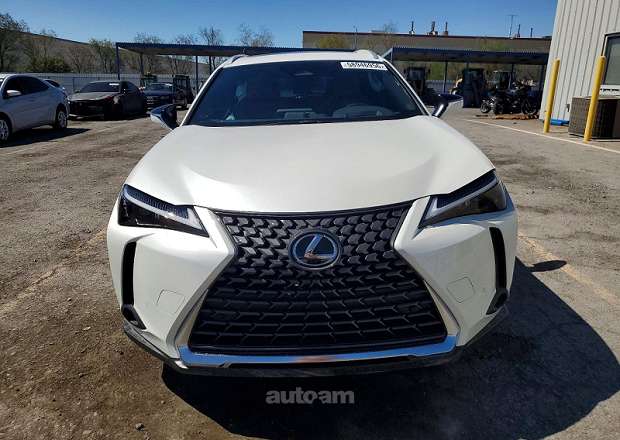 Lexus UX 200