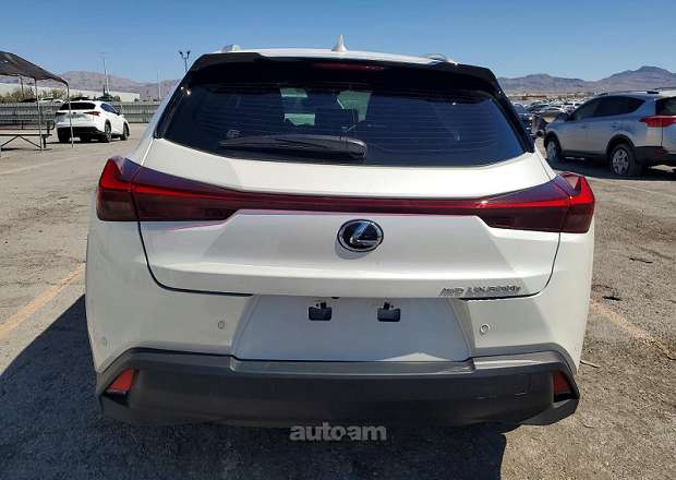Lexus UX 200