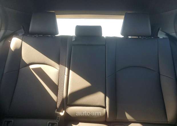 Lexus UX 200