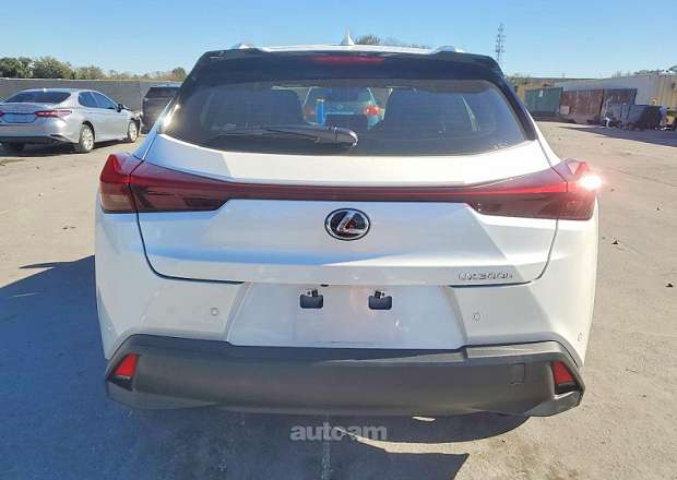 Lexus UX 200