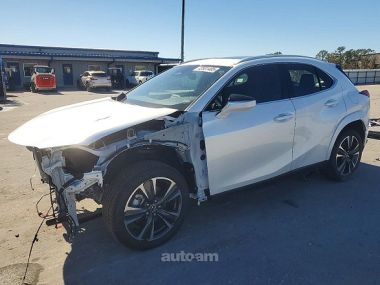 Lexus UX 200  2025 