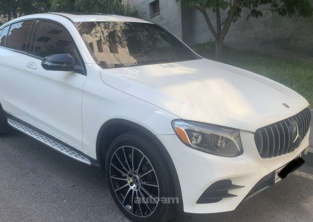 Mercedes-Benz GLC 300 2019 — լուսանկար 1