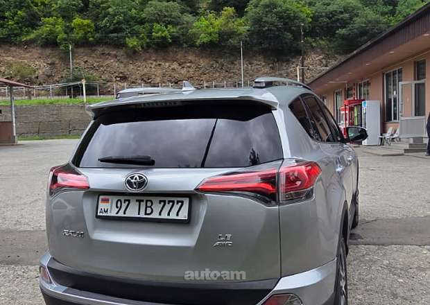 Toyota Rav 4