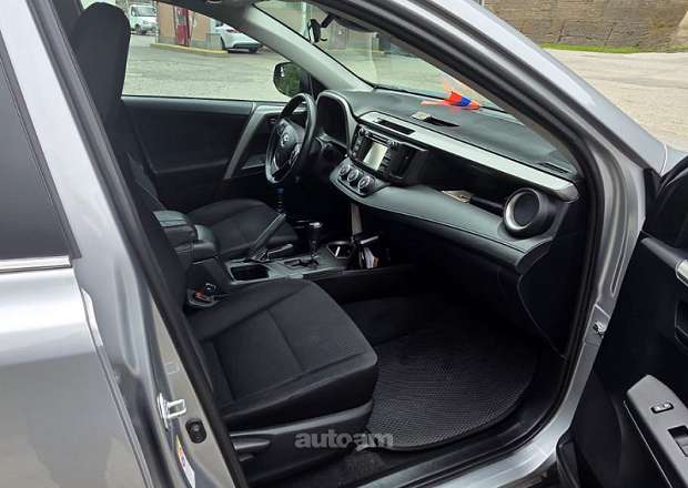 Toyota Rav 4